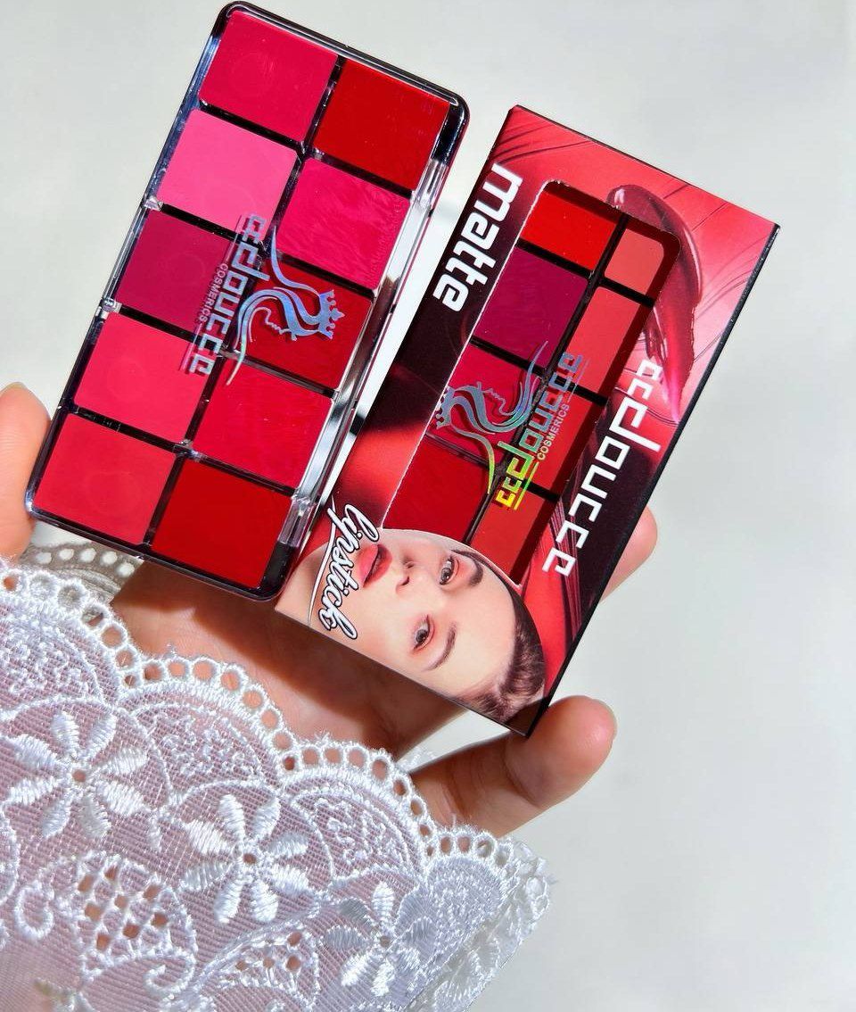 10 in 1 Lipstick & Blush Palette Creamy Matte Makeup Palette for Lips and Cheeks - Multi Color