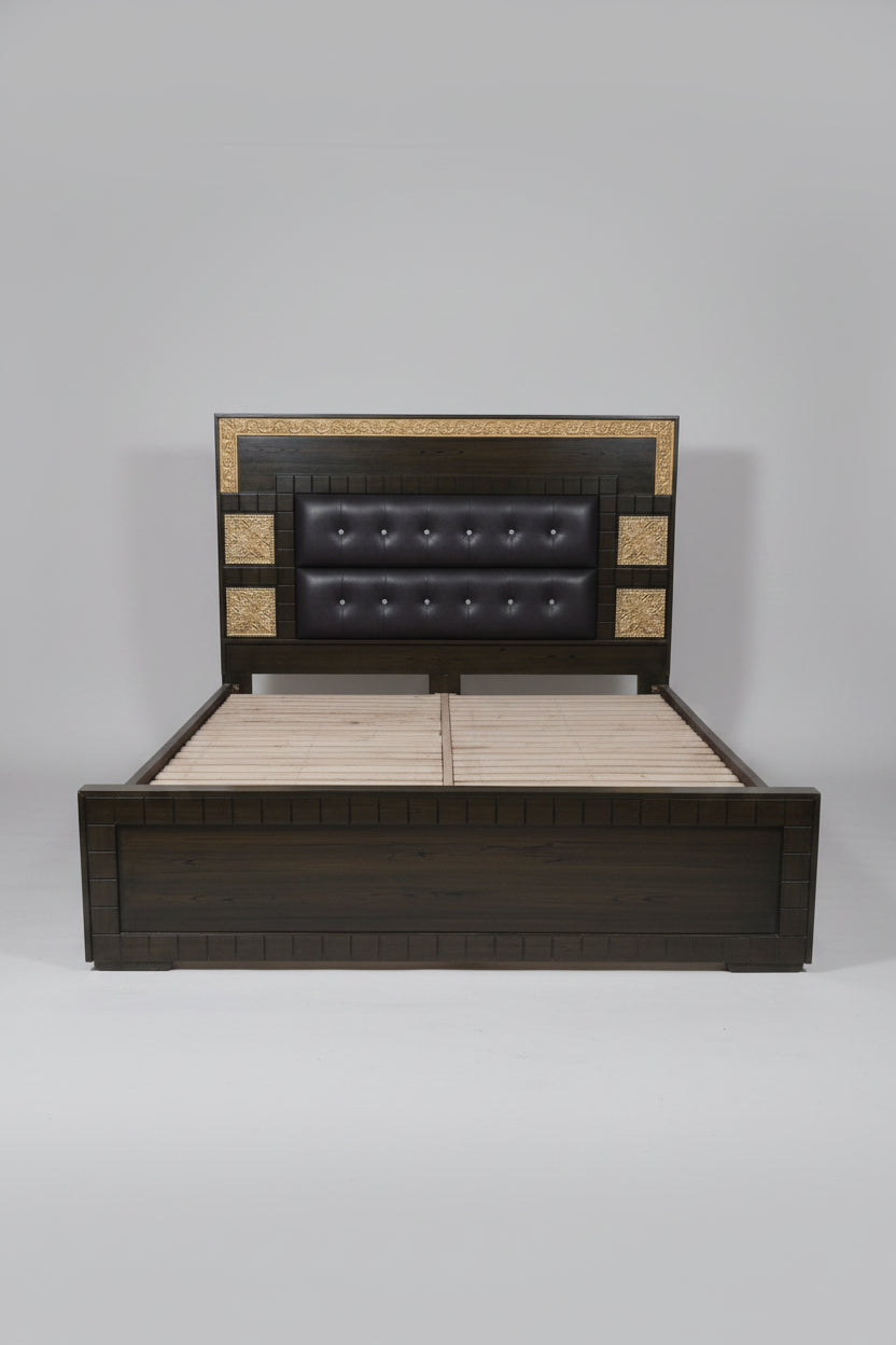 🛏️ Bed, Dressing & Side Tables